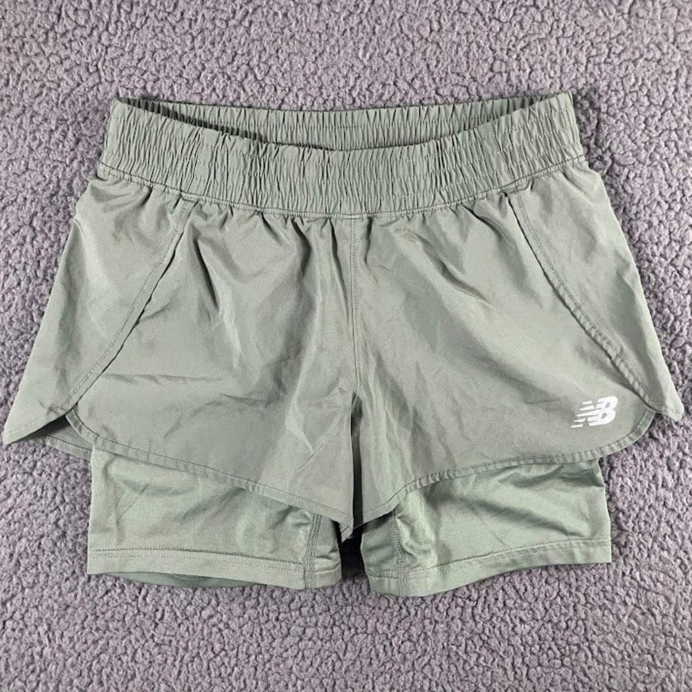 New Balance Womens 2-in-1 Running Shorts Sage Green Size Small